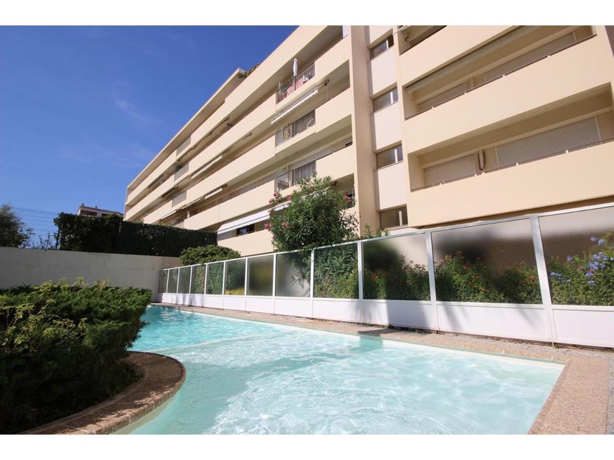 Antibes Seaside One Room Studio In Salis Beach Luaran gambar